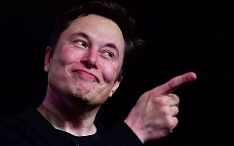 马斯克：新 iPhone 分别不大 相机有 10% 提升吗？