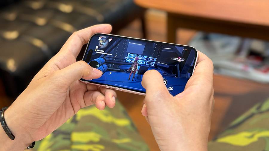 iPhone 15 开箱评测：兼顾娱乐性与实用性的一款 iPhone