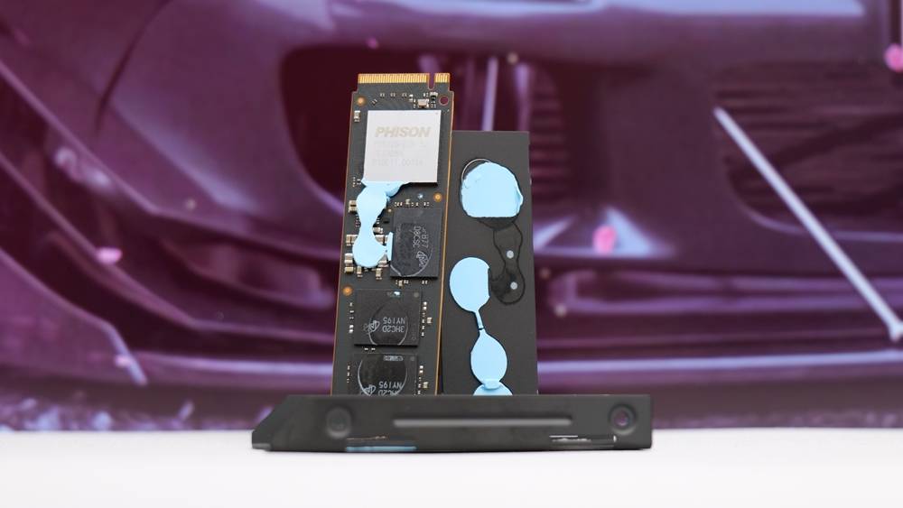 主板有 PCIe Gen5 接口,很快但用不到? Micron Crucial T700 PCIe Gen5 NVMe M.2 SSD 参上