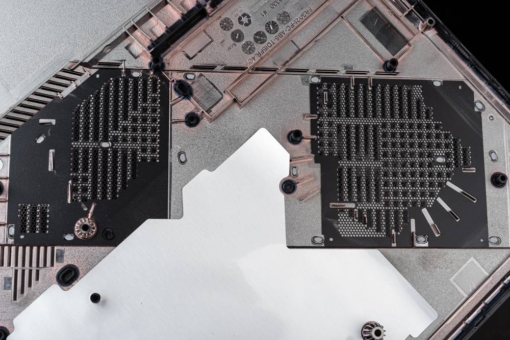 我就是潮流！ ROG Strix Scar 16 （2023） G634 测试报告 / 超狂散热与面板的旗舰机