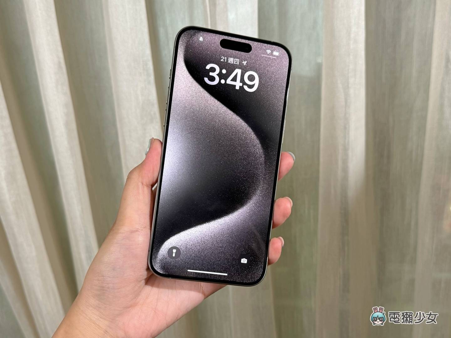 iPhone 15 Pro Max 三大热门 QA！ 动作按钮蛮好用的？ 钛金属边框真的会变色、沾指纹吗？ 值不值得买？