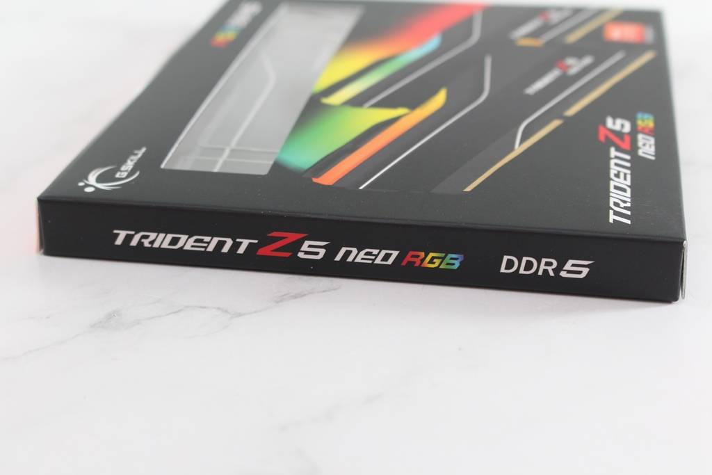 芝奇G.SKILL TRIDENT Z5 Neo焰锋戟RGB DDR5-6000 32GB Kit超频内存-AMD平台EXPO轻松超频