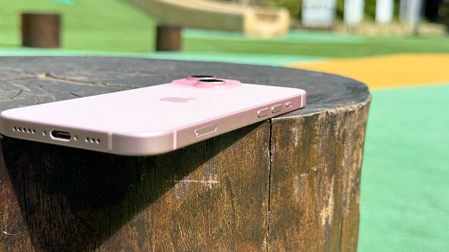 iPhone 15 开箱评测：兼顾娱乐性与实用性的一款 iPhone