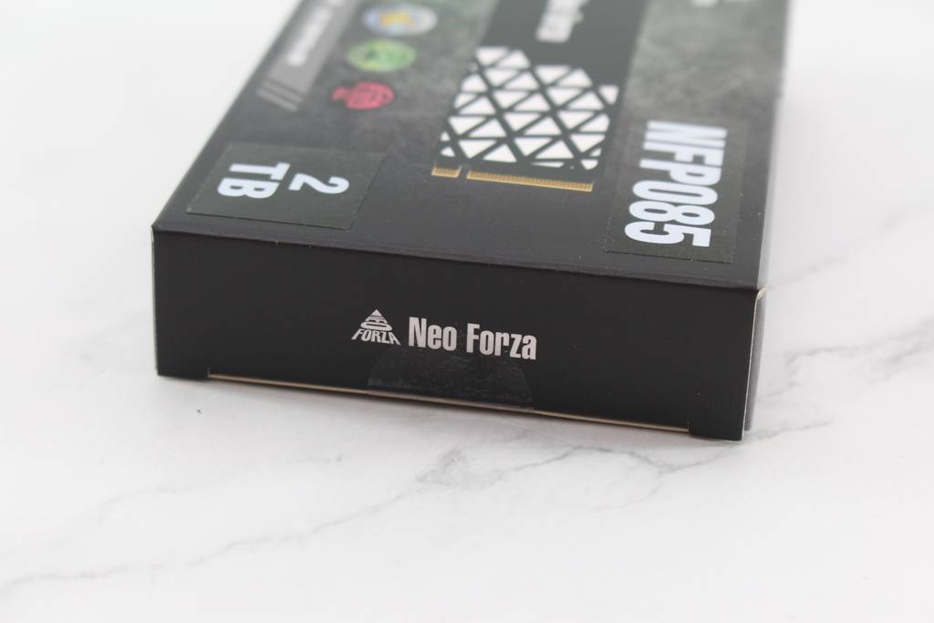 凌航Neo Forza NFP085 M.2 SSD固态硬盘-价格亲民的2TB大容量储存，还有五年保固免烦恼