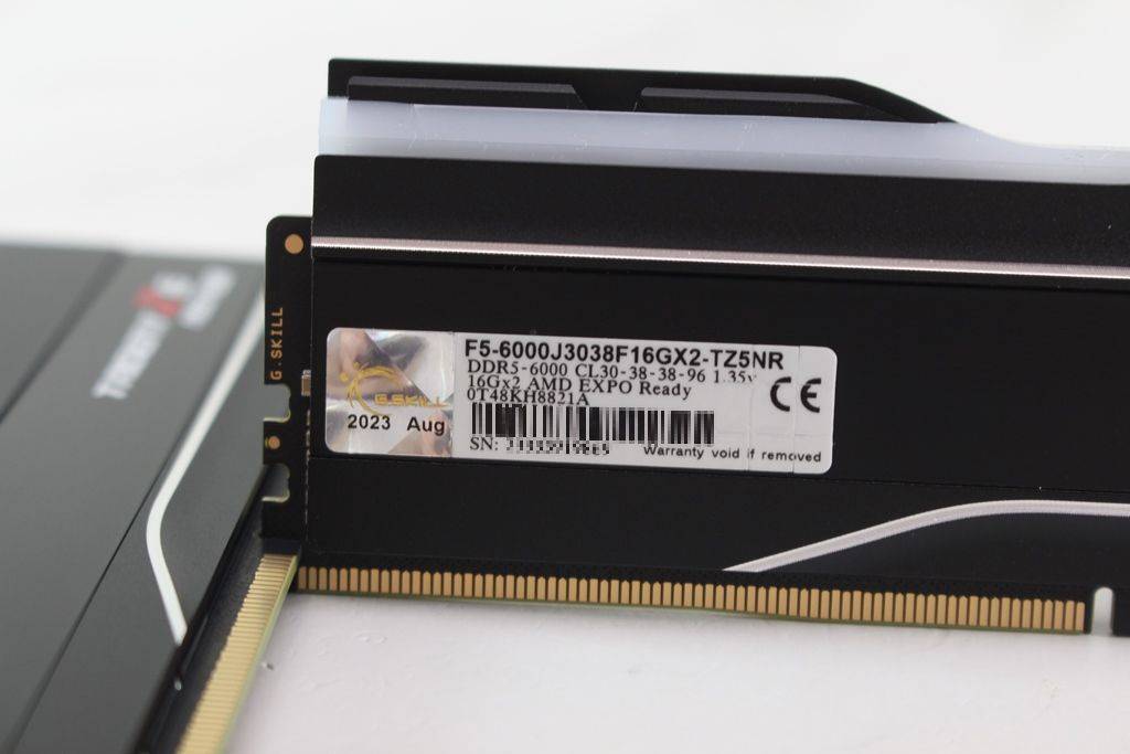 芝奇G.SKILL TRIDENT Z5 Neo焰锋戟RGB DDR5-6000 32GB Kit超频内存-AMD平台EXPO轻松超频