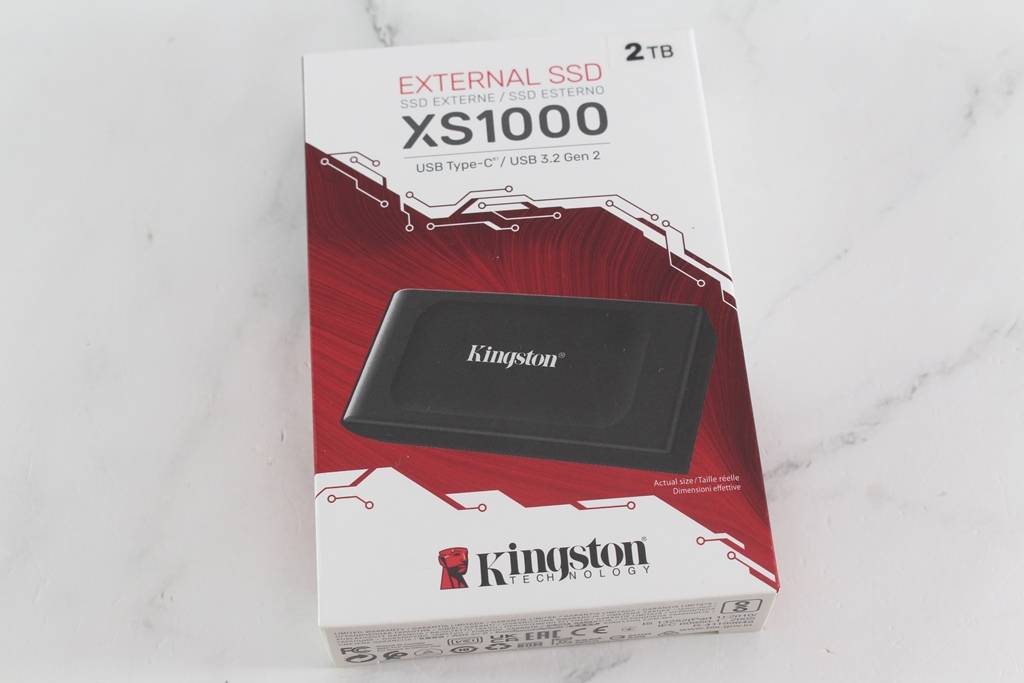 金士顿Kingston XS1000 2TB Portable SSD外接式固态硬盘-2TB大容量，1050MB/s高速传输轻巧带着走