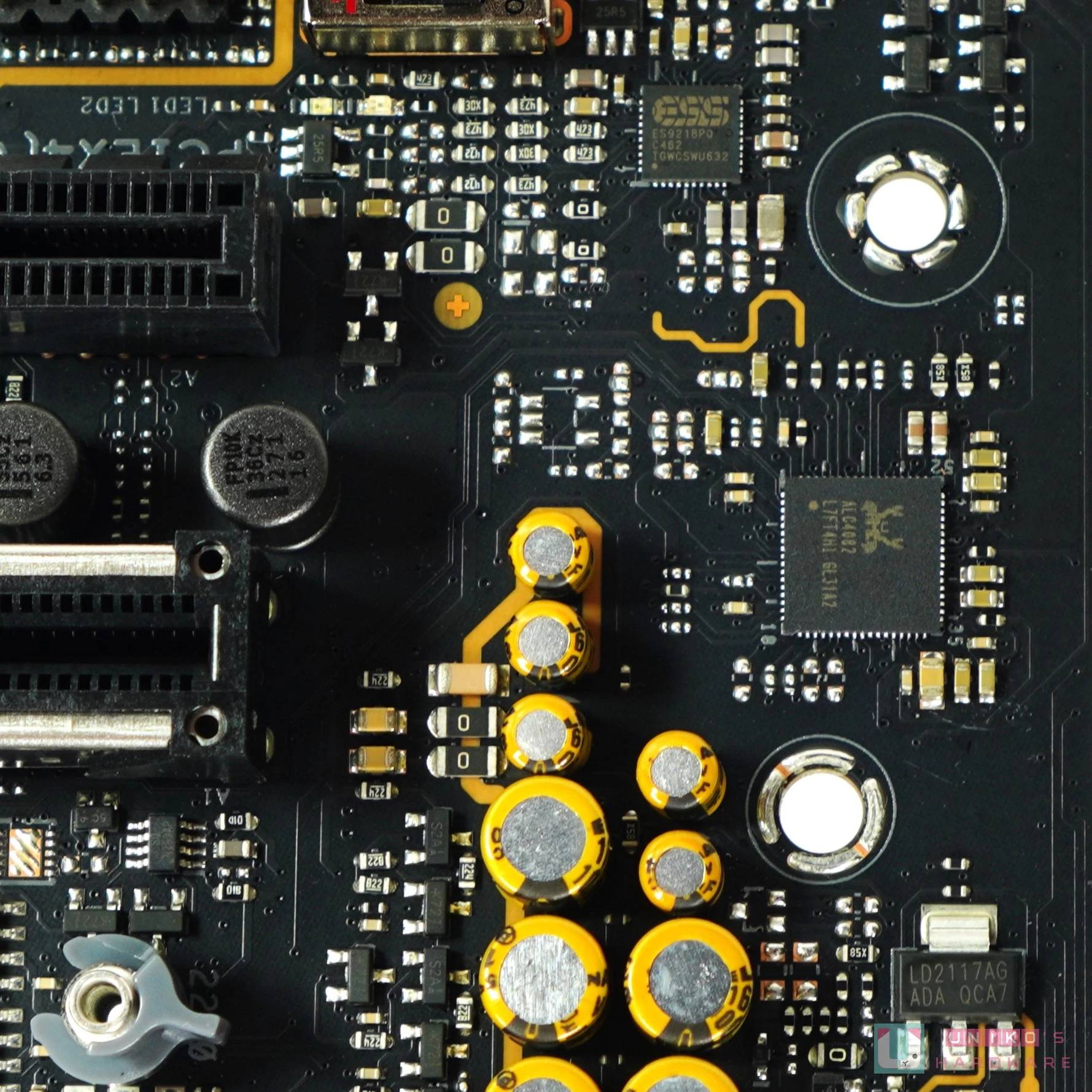 ROG MAXIMUS Z790 DARK HERO 主板开箱评测