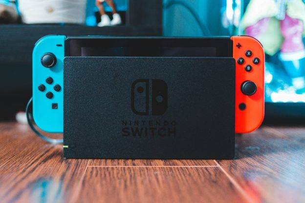 Switch 9月日本销量缩四成,PS5飙1.8倍、连12扬