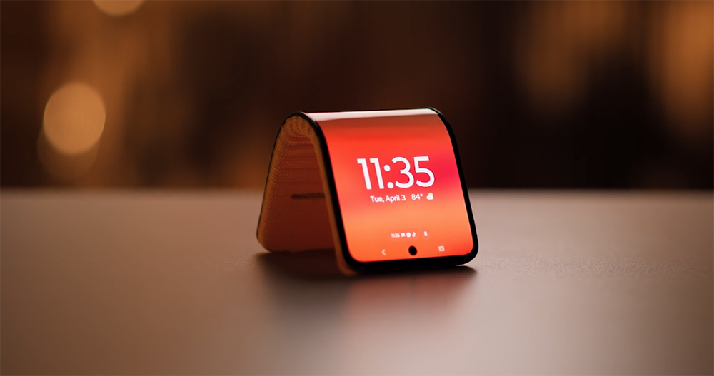 能做瑜伽的手机？ Motorola 端出更成熟的手镯式手机原型 - 电脑王阿达