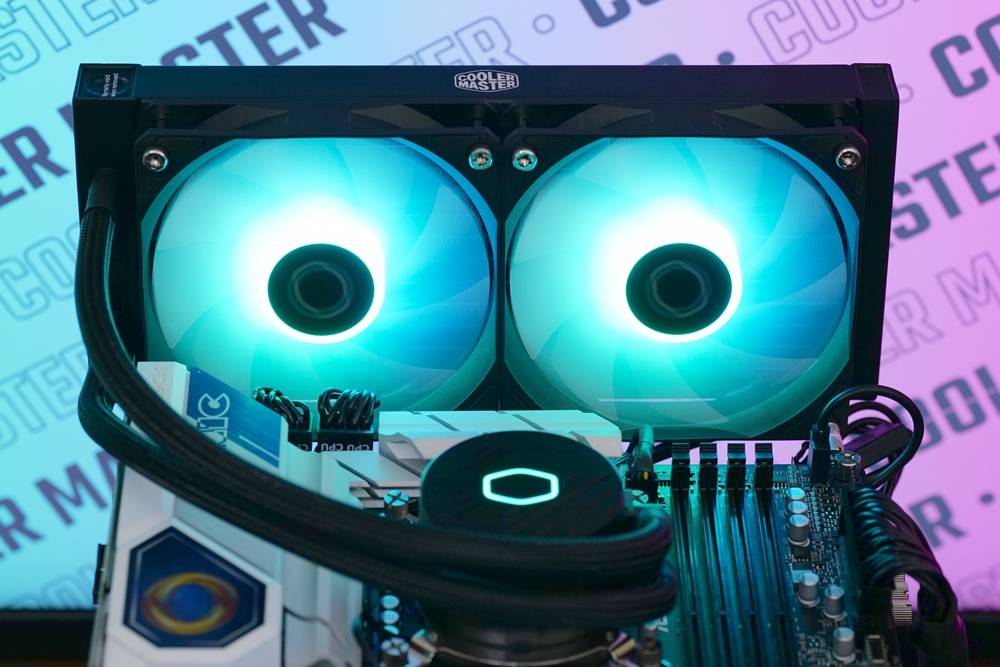 经典 MasterLiquid Lite 系列水冷散热器再进化~ Cooler Master MasterLiquid 240L/360L CORE ARGB/White