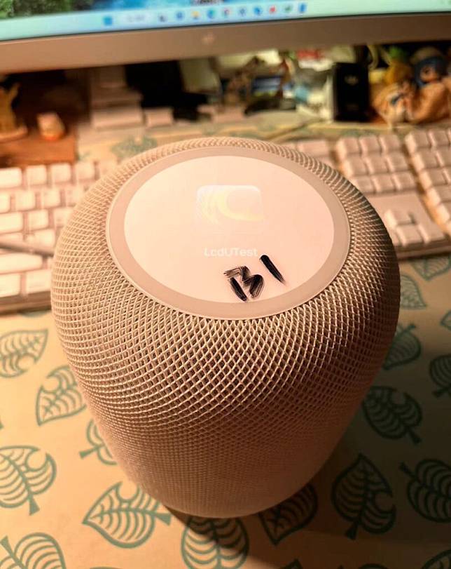 苹果神秘LCD触控版HomePod光刻
