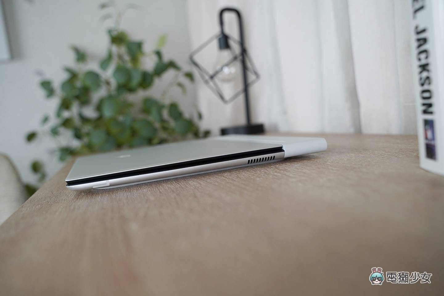 开箱|外星人笔记本薄型设计 Alienware x14 R2 超美 Legend 3.0 外型