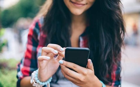 调查发现青少年 87% 首选 iPhone 但听歌却不用 Apple Music？