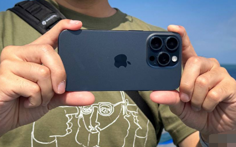 iPhone 15 Pro 可以启动“空间视频”录像功能了（启动教学）