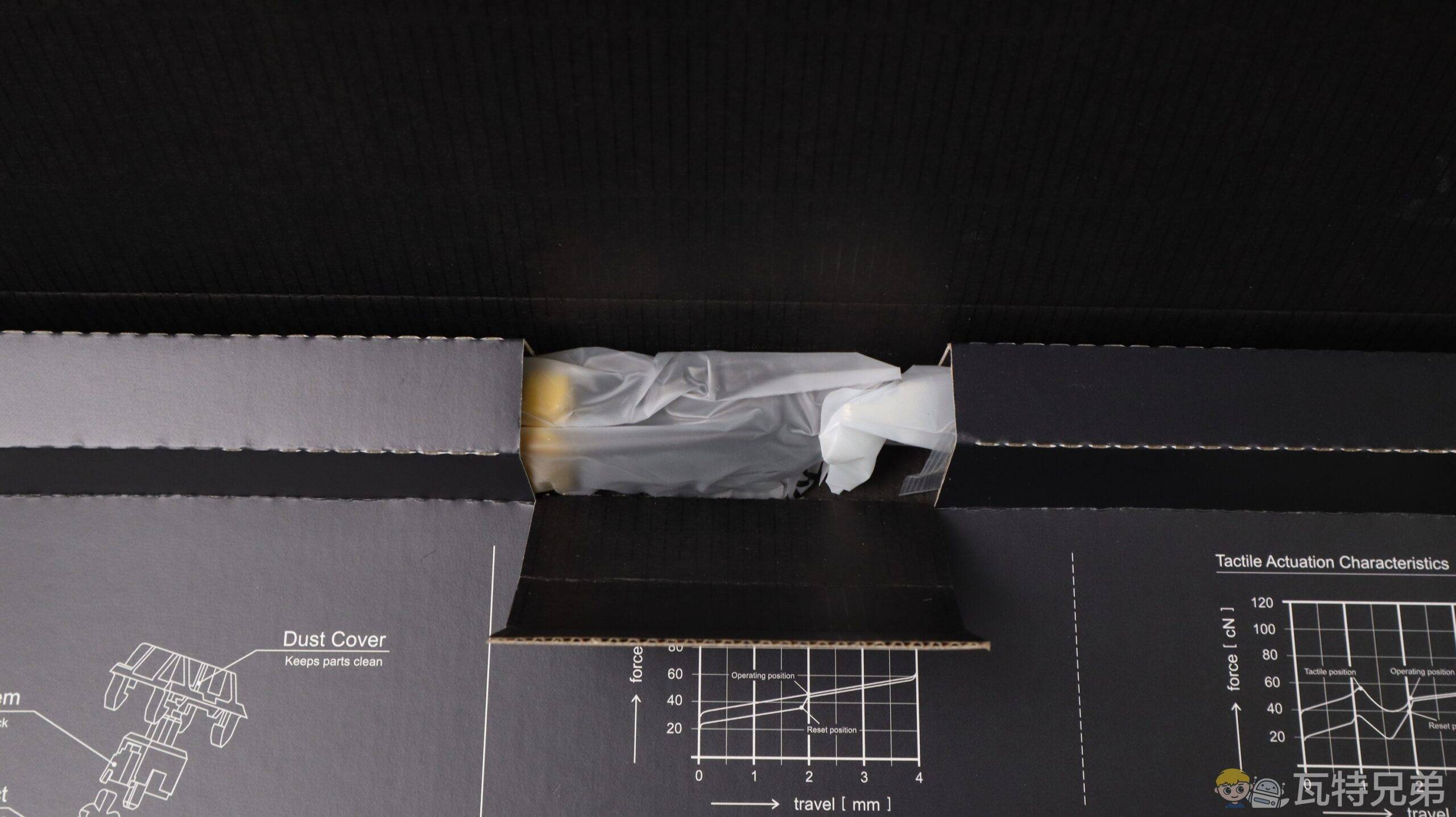 实测「Ducky One 3 破晓」红轴机械键盘！ 值得买吗