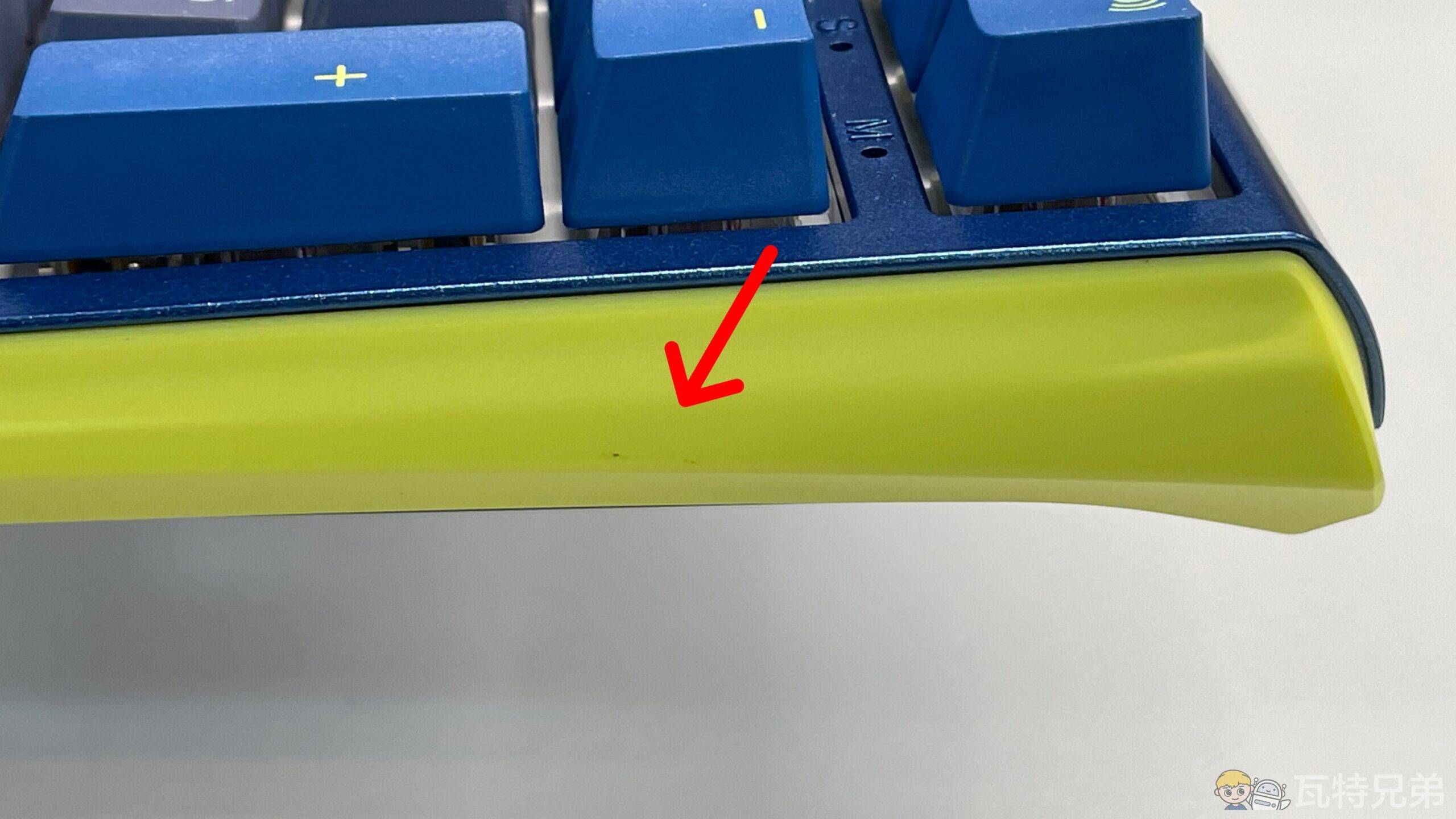 实测「Ducky One 3 破晓」红轴机械键盘！ 值得买吗