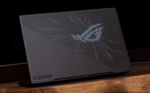 华硕ROG Zephyrus M16 2023评测：集结精湛工艺与趣味的薄型电竞笔记本