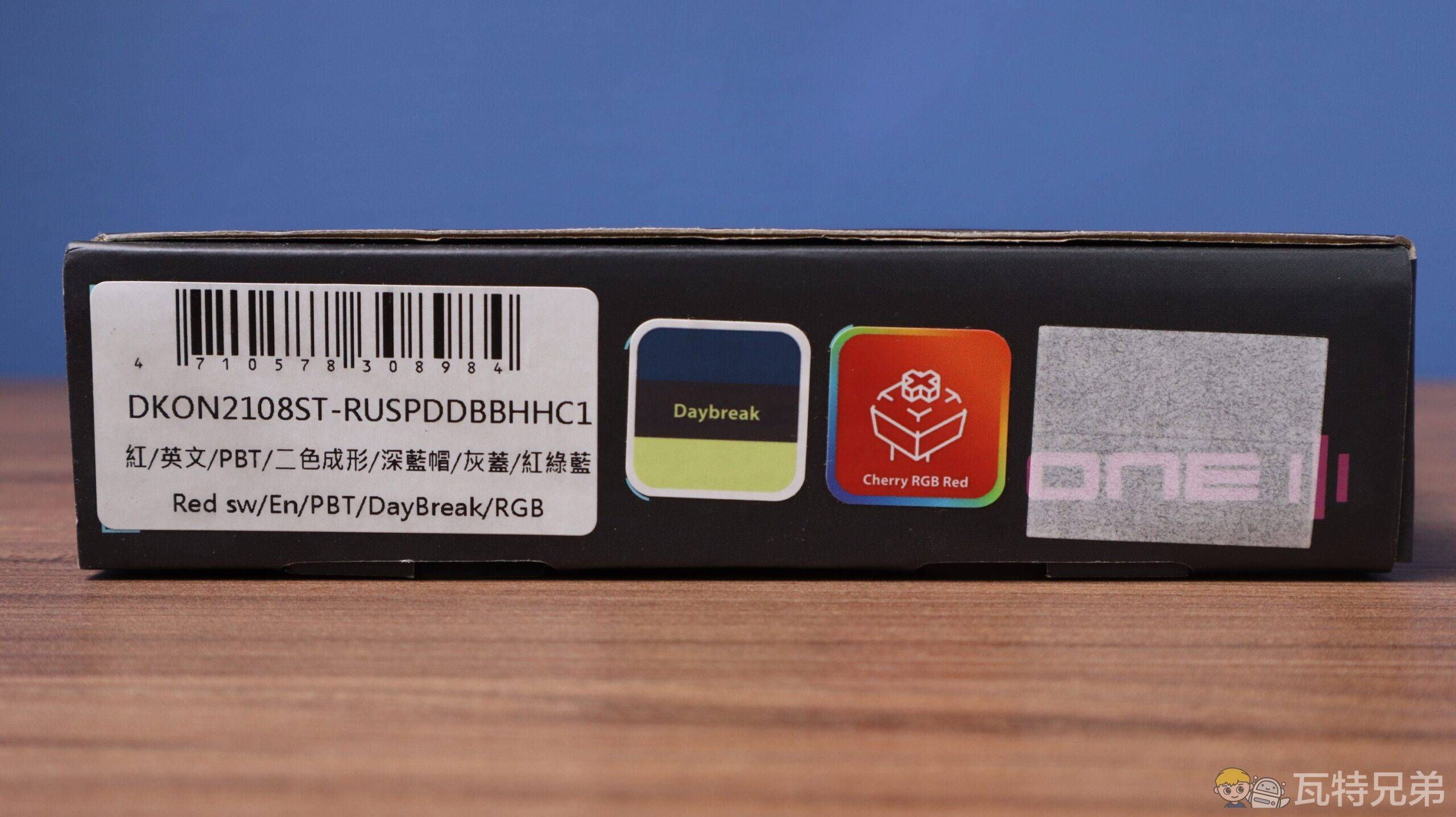 实测「Ducky One 3 破晓」红轴机械键盘！ 值得买吗