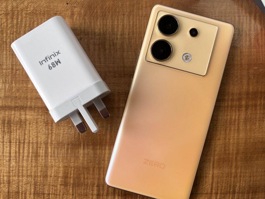 Infinix Zero 30 5G测评：中档手机新巅峰！性能卓越+相机出众+电池持久！