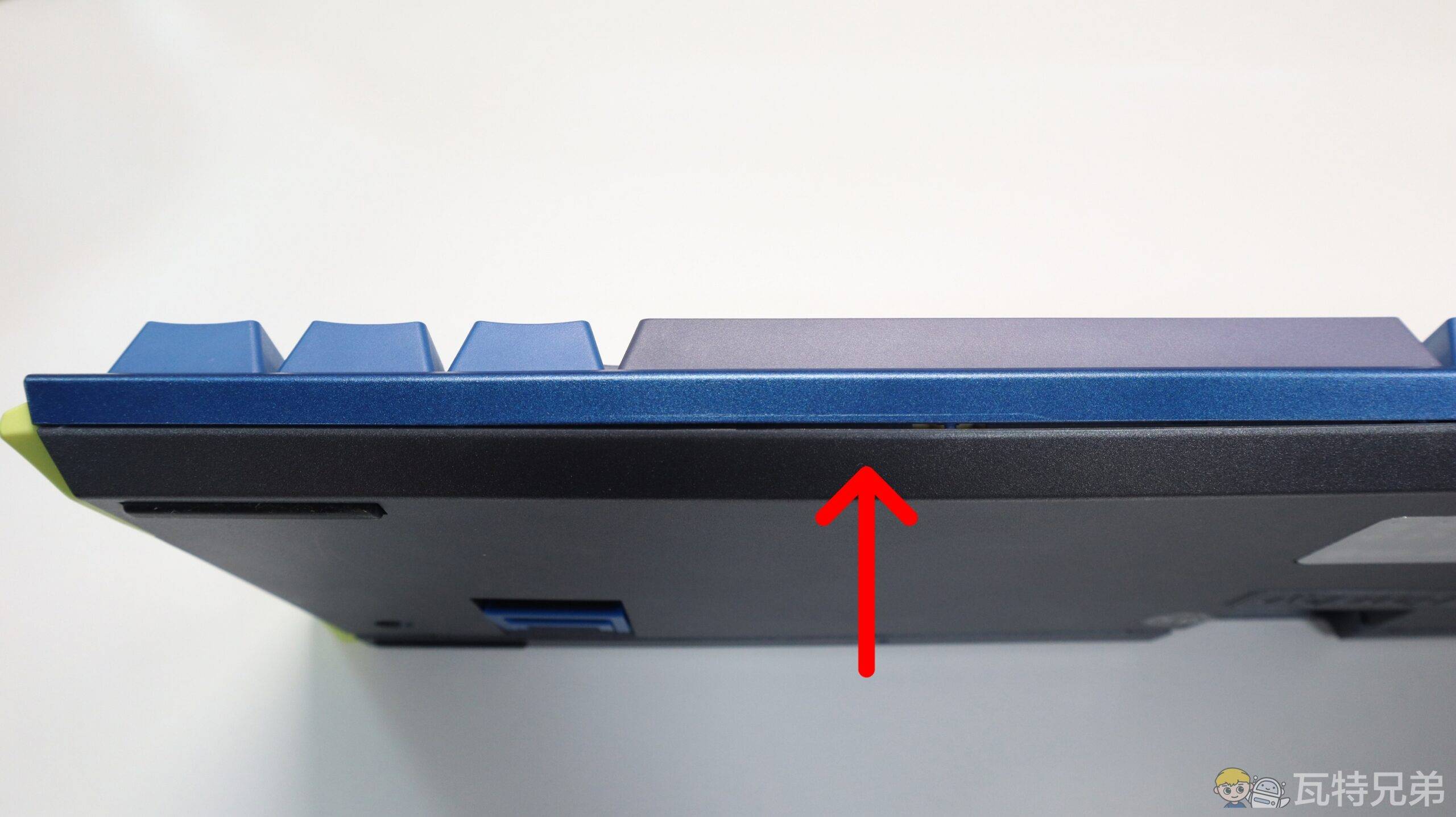 实测「Ducky One 3 破晓」红轴机械键盘！ 值得买吗