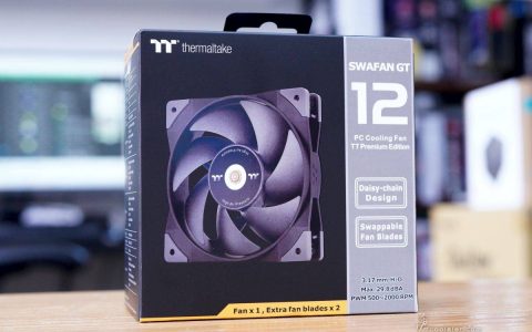 TT SWAFAN GT 12 风扇开箱， 三款扇叶自由更换