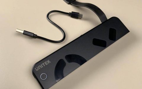 任天堂 Switch 神器 UNITEK 4 合 1 读卡器. 扩充机座