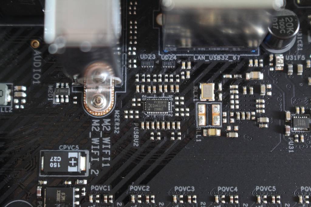 华擎ASRock Phantom Gaming Z790 Nova WiFi-超强六支M.2扩充，还搭载最新Wi-Fi 7无线网络卡