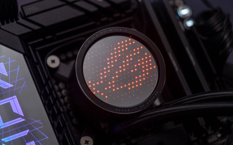 华硕ROG Ryuo III 360评测：外观精致、力压300W的一体式水冷散热器