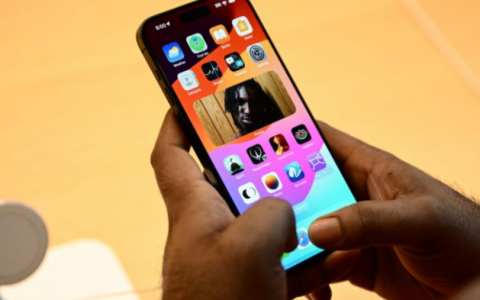 升级iOS 17.1.1要三思！ 实测：iPhone电力最高衰退50分钟