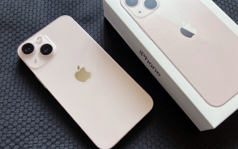iPhone 15 发布后，iPhone 13 mini 、MagSafe 移动电源以及 MagSafe 双充电器正式停产