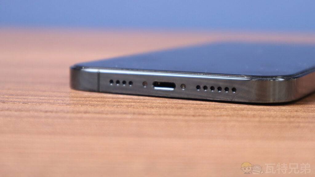 iPhone 充电充不进去、没反应怎办？ 8 种解决方法