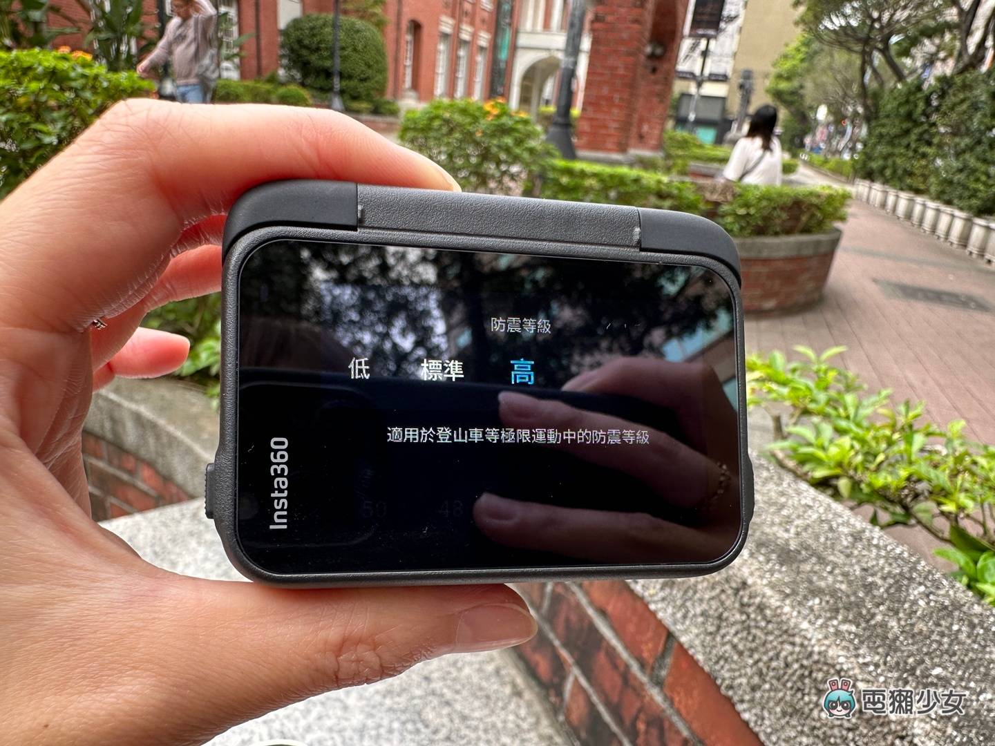 開箱｜翻轉鏡頭 Insta360 Ace Pro 運動相機上手玩！新手友善介面簡單：常見 QA 解答