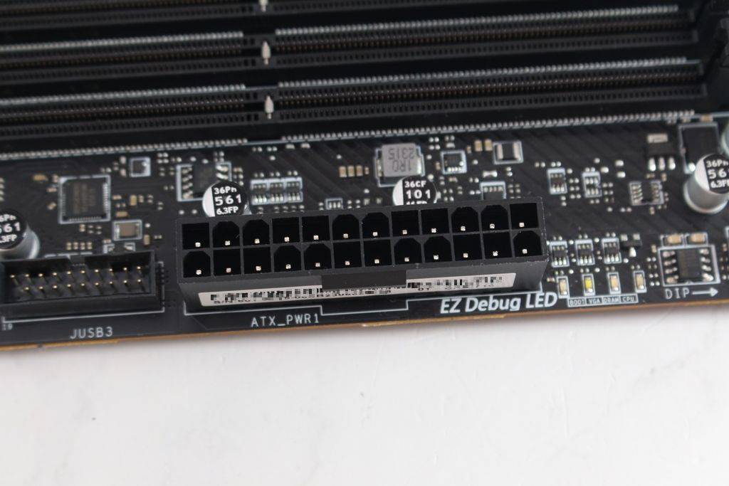 微星msi MPG Z790 EDGE TI MAX WIFI-升级CPU供电与Wi-Fi7，还有Memory Extension Mode提升内存效能