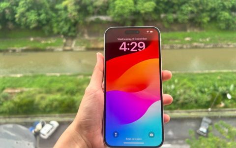 iPhone 15 Plus 测评：比标准版稍贵，但值得升级！
