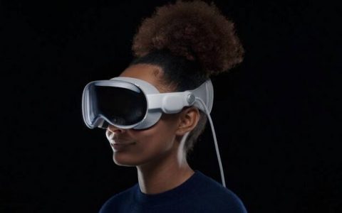 Vision Pro已进入量产阶段，郭明錤预估2024年出货量达50万台、重要性超越iPhone 16