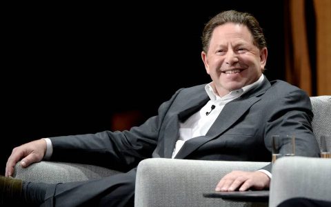 动视暴雪执行长 Bobby Kotick 今日正式卸下职务