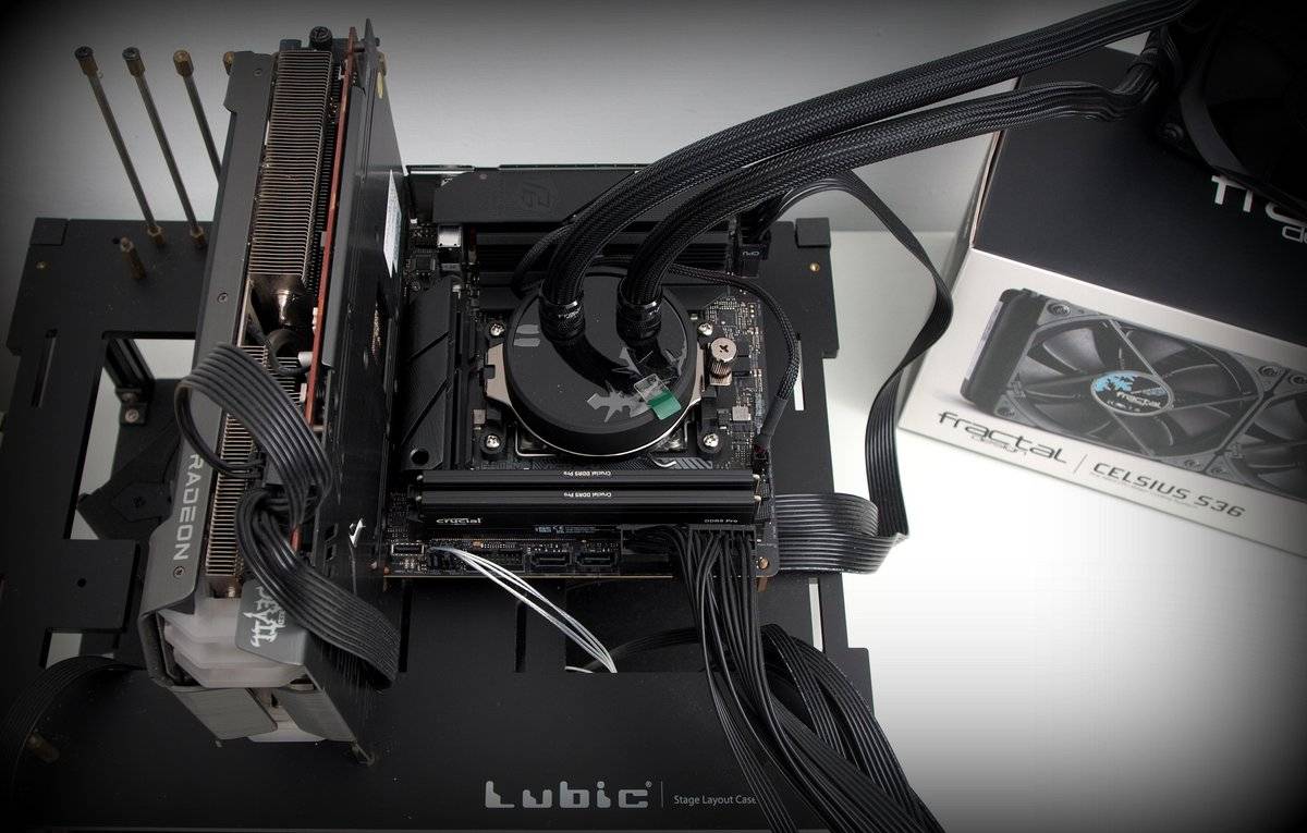 AM5 小板新选择 ASRock B650I Lightning WiFi 简单小测