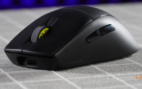 Corsair M75 Air无线滑鼠评测！轻盈且快速的无线滑鼠！
