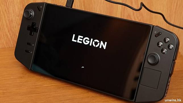 Lenovo Legion Go 外形 手感 效能 打机体验 散热 特别功能 屏幕 音效开箱评测