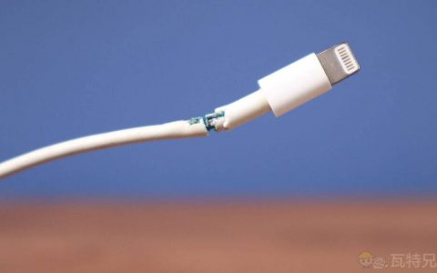 iPhone 充电充不进去、没反应怎办？ 8 种解决方法