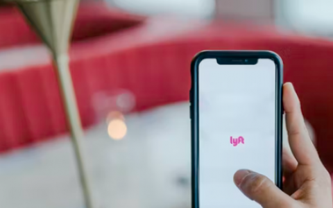 快手极速版看视频一天能赚多少钱？为啥快手极速版看视频的金币收益越来越少了