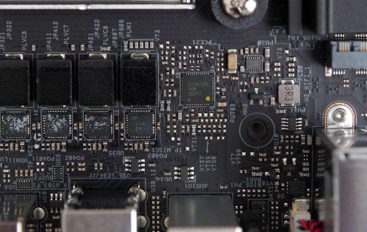 AM5 小板新选择 ASRock B650I Lightning WiFi 简单小测