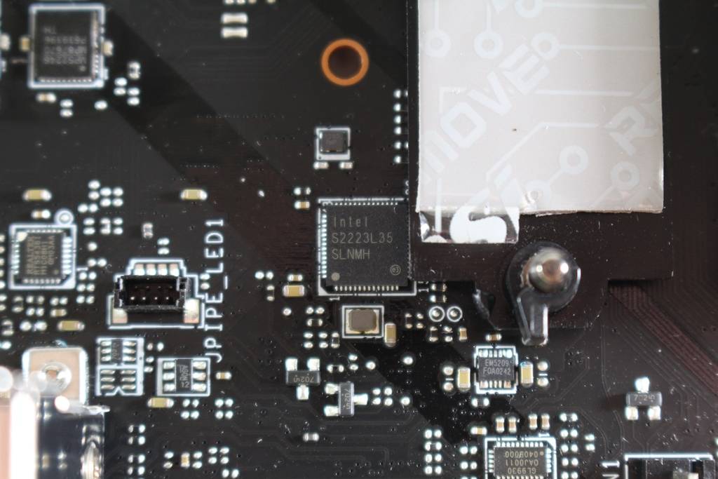 微星msi MPG Z790 EDGE TI MAX WIFI-升级CPU供电与Wi-Fi7，还有Memory Extension Mode提升内存效能