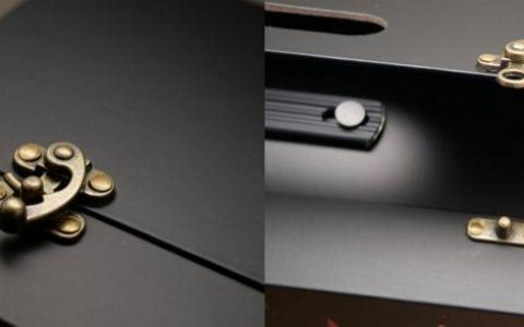 帅气外型 PowerColor 7800XT 16G-E/OC/LIMITED 精装版