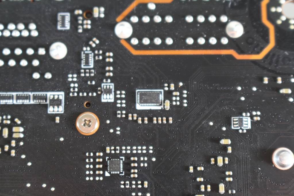 微星msi MPG Z790 EDGE TI MAX WIFI-升级CPU供电与Wi-Fi7，还有Memory Extension Mode提升内存效能