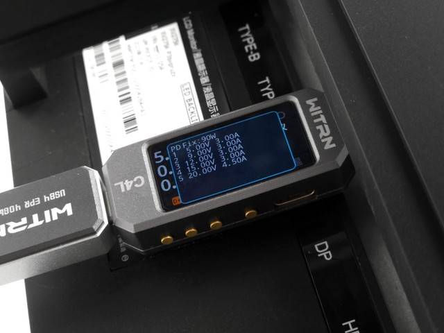 Acer NITRO XV275K P3 电竞显示器