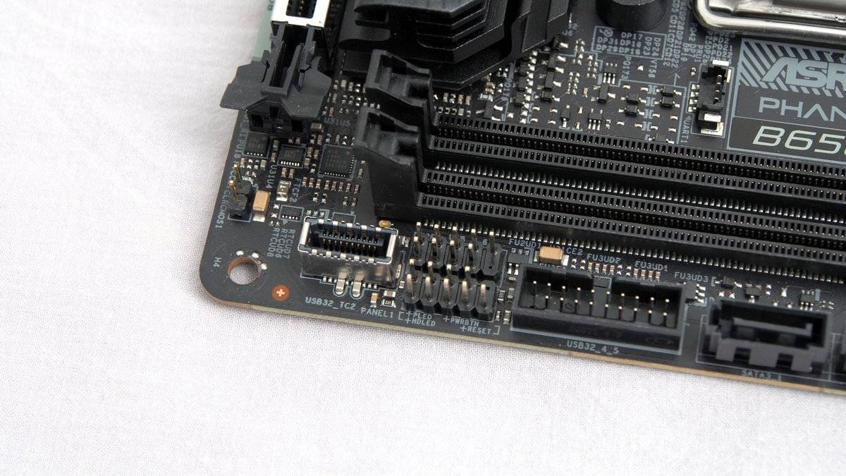 AM5 小板新选择 ASRock B650I Lightning WiFi 简单小测