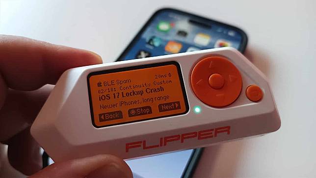 iOS 17.2 修补 Flipper Zero 漏洞 曾经可以用来发出大量垃圾通知