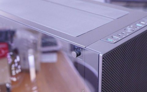 FSP CUT610 机壳开箱 ， E-ATX、双显卡支持