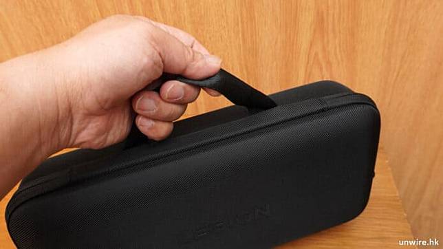 Lenovo Legion Go 外形 手感 效能 打机体验 散热 特别功能 屏幕 音效开箱评测